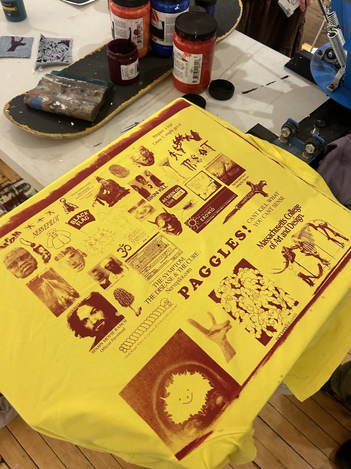 Garment Printing Club volunteering table documentation