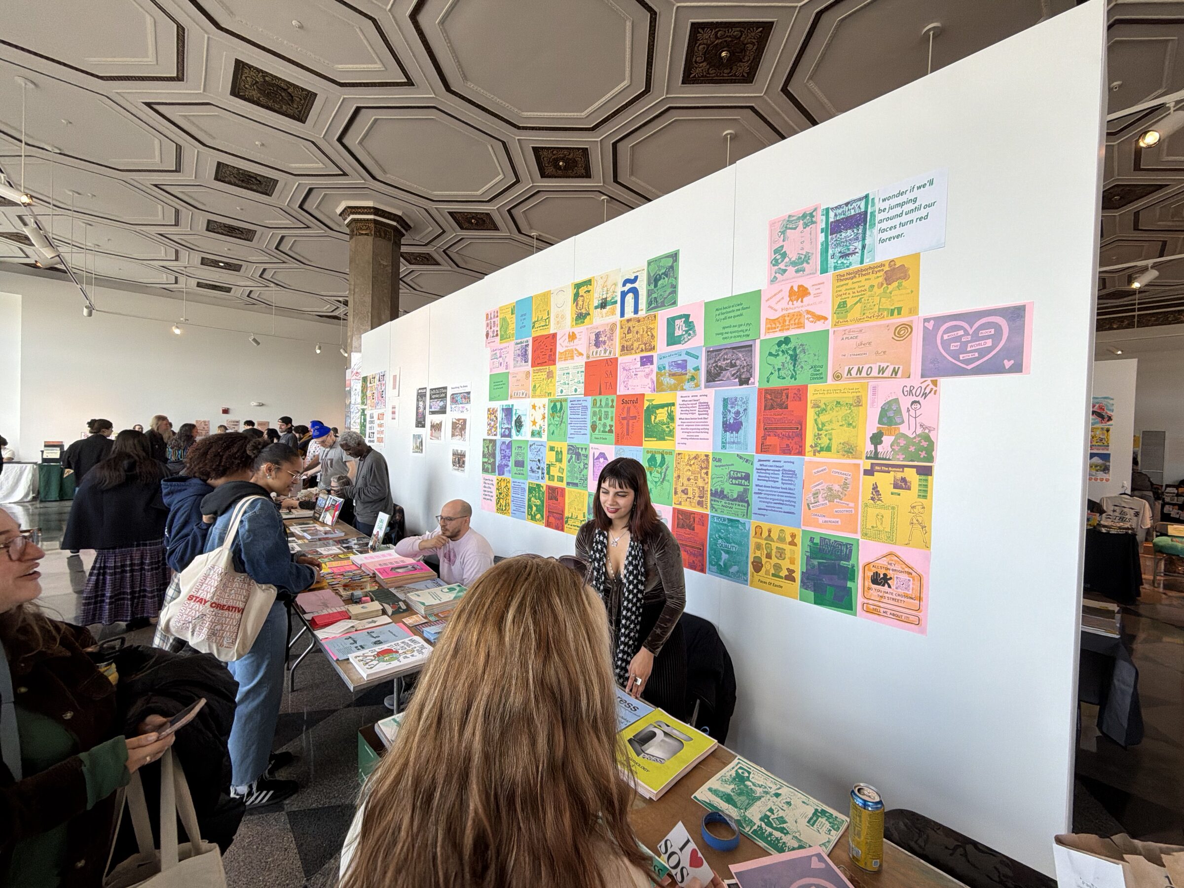 Multiple Formats fair and ñ press wall installation